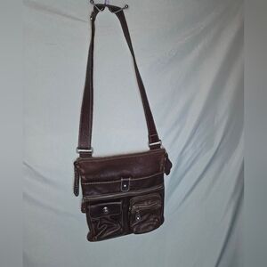 Roots Genuine Brown Leather Crossbody Bag Purse Canada Zipper